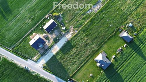 Urokliwa działka przy lesie 1400m2 Sobakówek z WZ