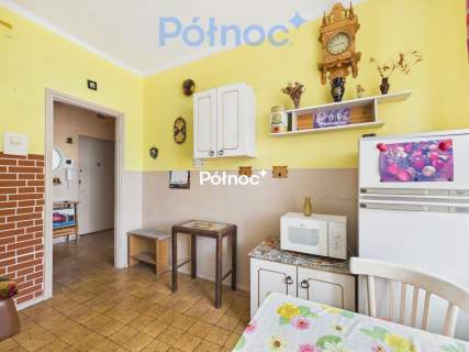Mieszkanie do remontu, możliwe 2 pok II p. Centrum