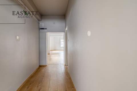Biuro 110m2, Do Aranżacji, Parter, Parking