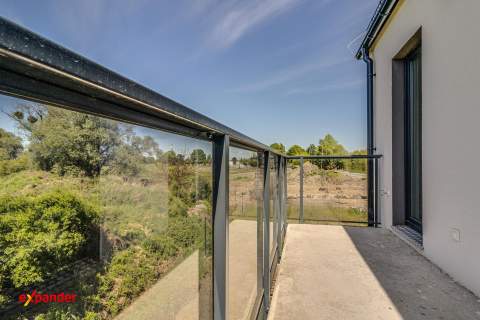 4 pok. Gotowe do wprowadzenia. OGRÓD 110m, balkon