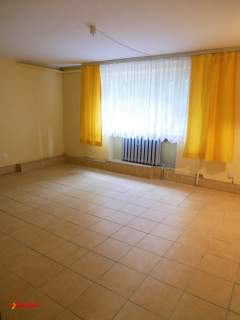 Willa pod Wrześnią na dużej działce 3130m2