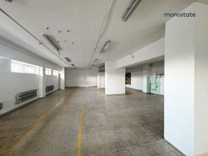 hala/magazyn 240m2 na Bieńczycach z windą tow.