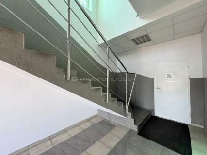 LOKAL USŁUGOWO - BIUROWY DO WYNAJĘCIA O POW. 56 M2