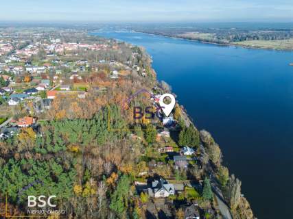Bajkowy widok na jezioro w 1 linii brzegowej