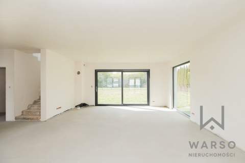 5 pokoi, działka 900m2, duży garaż