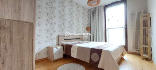 3 pokoje w 19 dzielnicy.