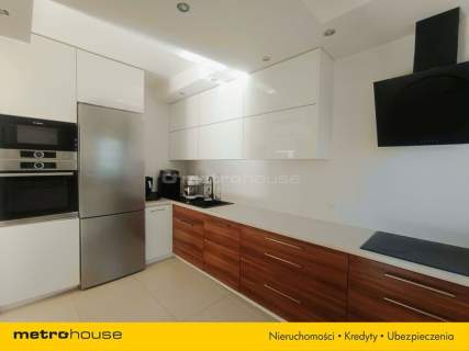Segment narożny110m2 z ogródkiem oraz tarasem
