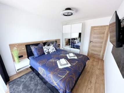 Apartament nad morzem-basen, sauna, garaż 