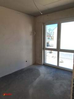 Bezczynszowy skrajny szeregowiec Instalacja fotowoltaiczna 4,5...