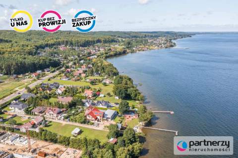 Domek nad jeziorem Żarnowieckim