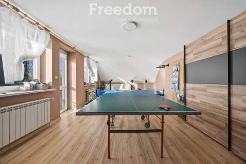 Dwa domy na jednej działce 172m2 45m2, Kaski
