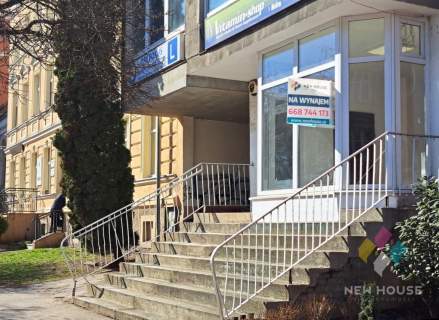 Lokal 40 m2 w Śródmieściu, parter, witryny