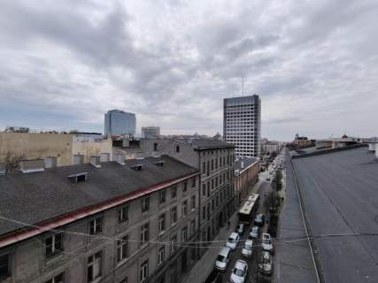 Na sprzedaż mieszkanie o pow. 198 m2 w secesyjnej kamienicy z...