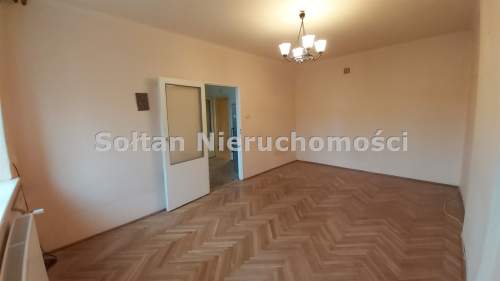 Mieszkanie dwupokojowe z balkonem, budynek z 1938