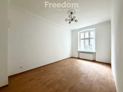 Wyremontowane i przestronne - 90m - Pl. Wolności 2