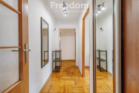 3 pokojowe mieszkanie na parterze z balkonem