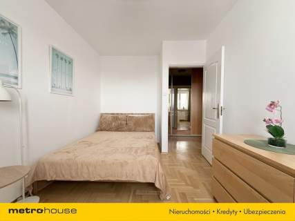 3 pokoje, panorama Warszawy, garaż, KABATY