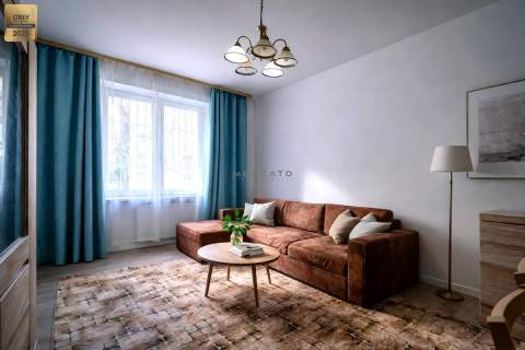2 pokoje, Białobrzeska 6A.