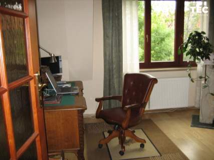 107 m 4 pokoje klimatyzacja 2005 garaż