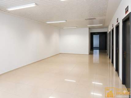 Lokal na wynajem 229m2 z witryną