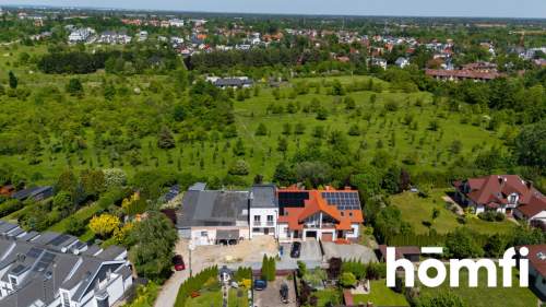 Szereg 100 m z ogrodem Iwiny z widokiem na park