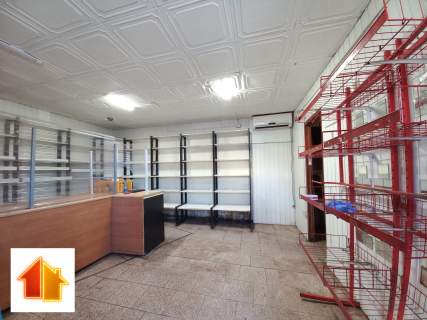 Lokal handlowo- usługowy 35m2 Koncesja