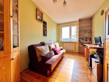  Na sprzedaż 3 pokoje, balkon, blisko UMK.