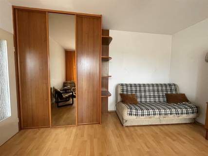 KAWALERKA Z OSOBNĄ KUCHNIĄ - 37 M2 - WIELICKA