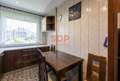 3 POKOJE NOWY DWÓR BALKON PARTER