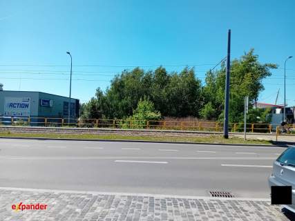 Działka Usługowa przy C. Handlowym i Stacji Paliw