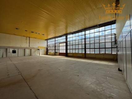 Na wynajem magazyn 332m, parter, brama, Bielany, S7