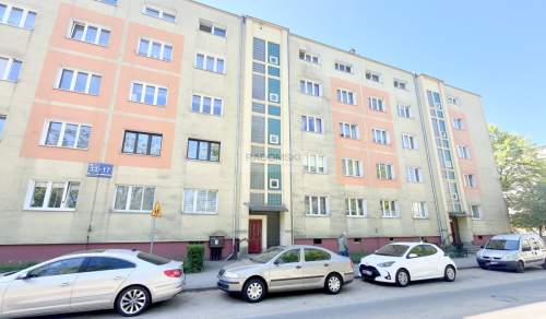 Dwupokojowe mieszkanie blisko SKM