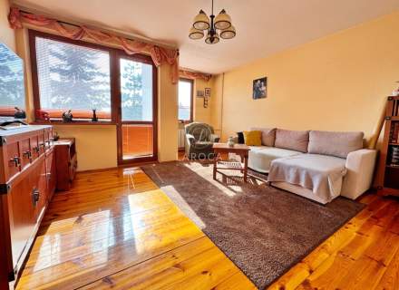  Na sprzedaż 3 pokoje, balkon, blisko UMK.