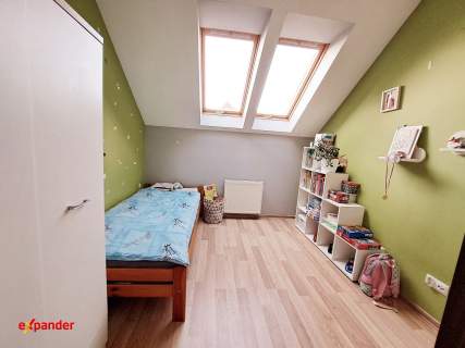 Piękna szeregówka, działka 3,65ar, Dworzysko