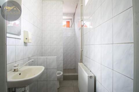 Lokal - Hala 180m2, działka 1200m2
