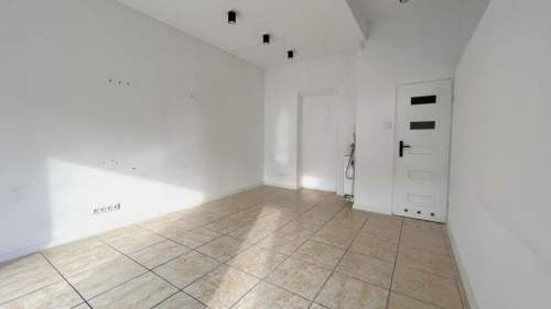 Lokal użytkowy o pow. 20,1 m2 vis a vis Biedronki