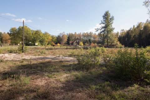 Działka budowlana z własnym stawem Kamińsko 3579m2