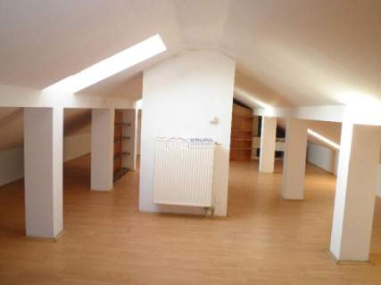 Nieruchomość komercyjna do wynajęcia, 200 m2, Warszawa