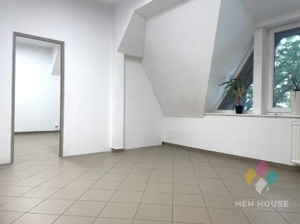 Lokal 32 m2, 1 piętro, 2 pomieszczenia