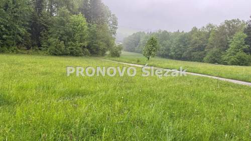 Sprzedam działkę budowlaną w górach.