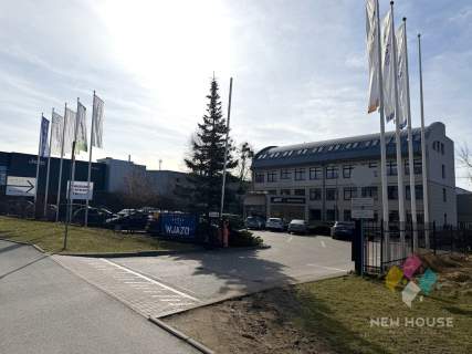 Piętro w biurowcu, 138 m2, po remoncie