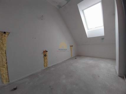 Bliźniak 5 pokoi na działce 510 m2 gotowy