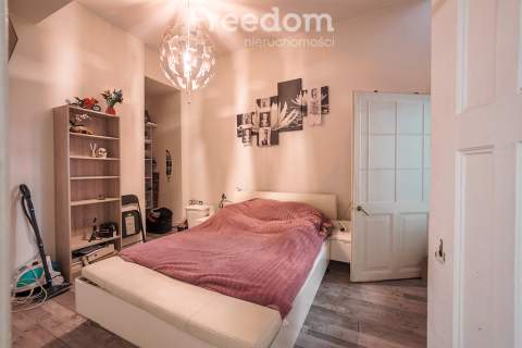 3 pokojowe mieszkanie w centrum zabytkowego miasta