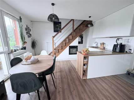 Bazaltowa/3pok/balkon/klima/2m. postojowe/komórka