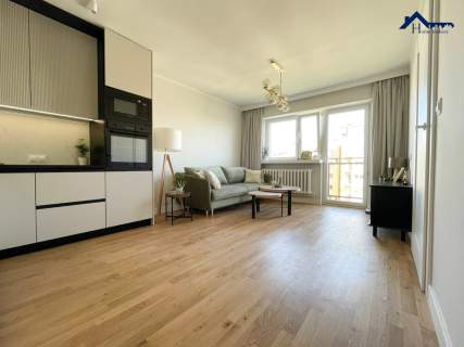 Po remoncie 3-pok. Komunikacja Balkon 
