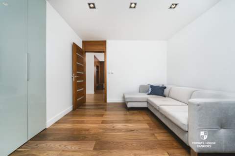 Luksusowy apartament z tarasem w Angel City 