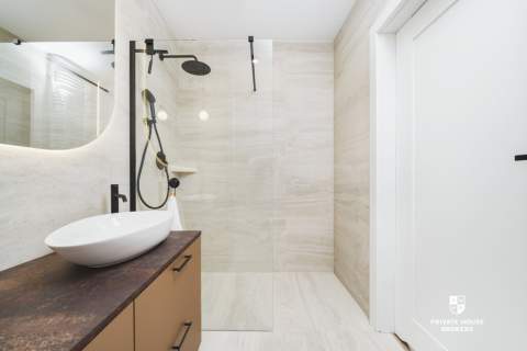 Klimatyzowany apartament z balkonem, Bronowice