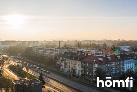 2-pokojowe z balkonem i garderobą