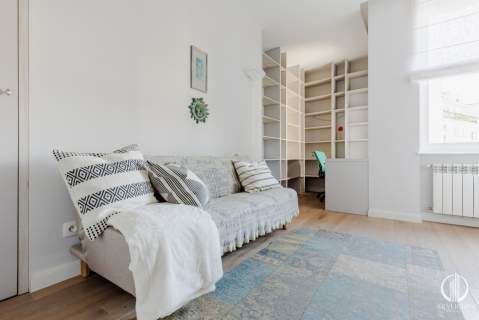 Stylowy apartament przy Placu Trzech Krzyży