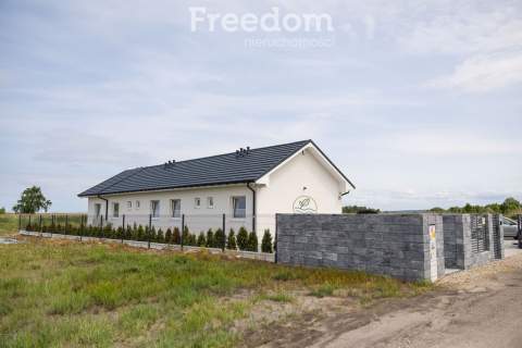 Budynek mieszkalny z 7 apartamentami, Mielno
